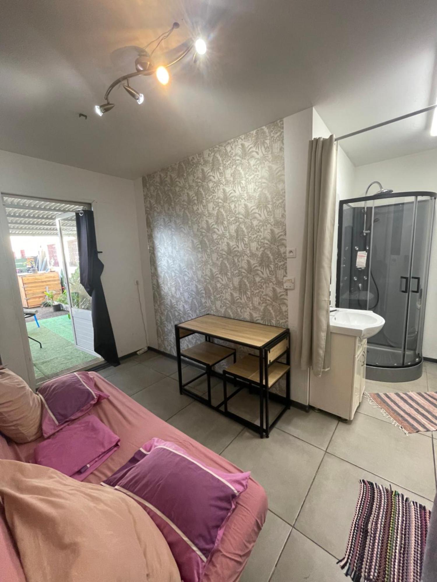Mobilhome Pour 2 Personnes Le Tampon Esterno foto